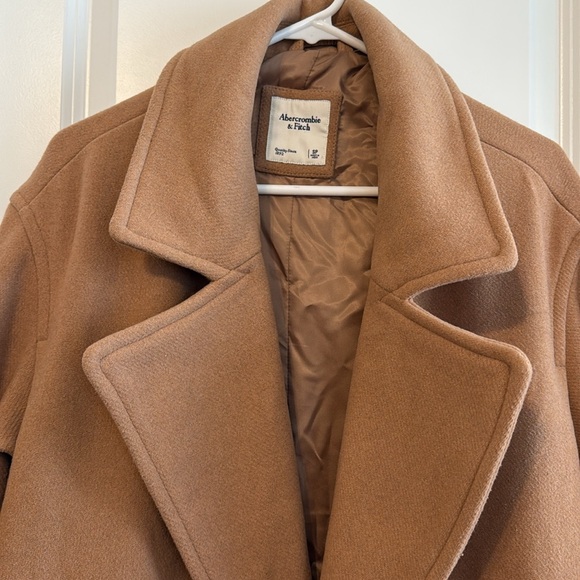 Abercrombie trench coat - Picture 2 of 4